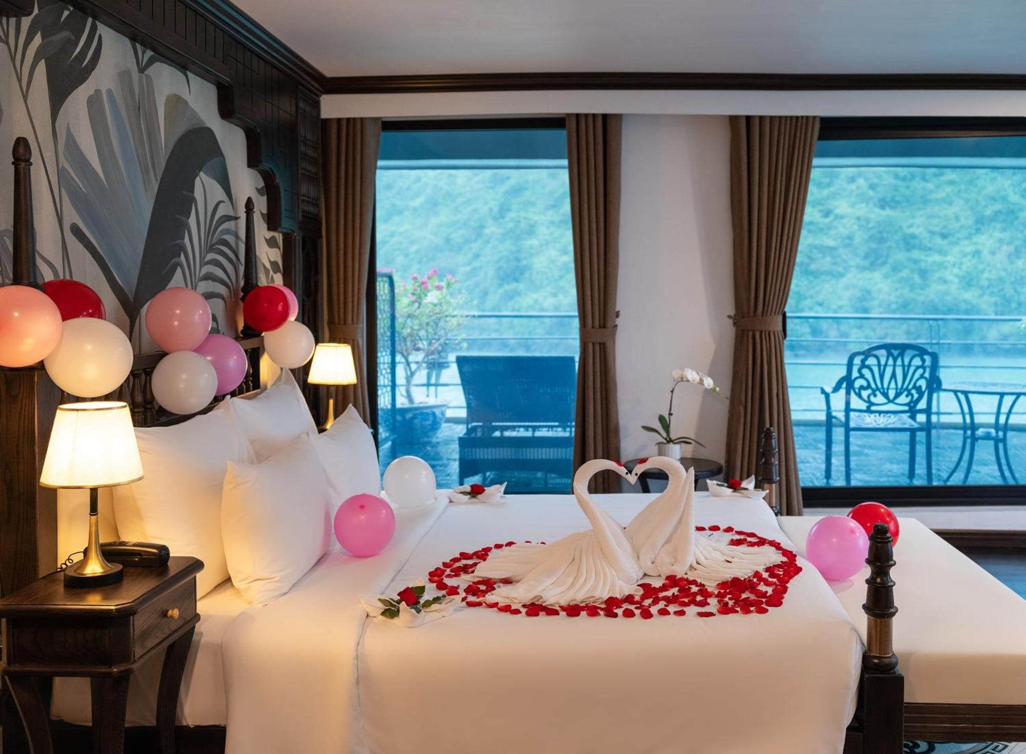 Era Premium Cruises Halong Hotel Ha Long Eksteriør billede