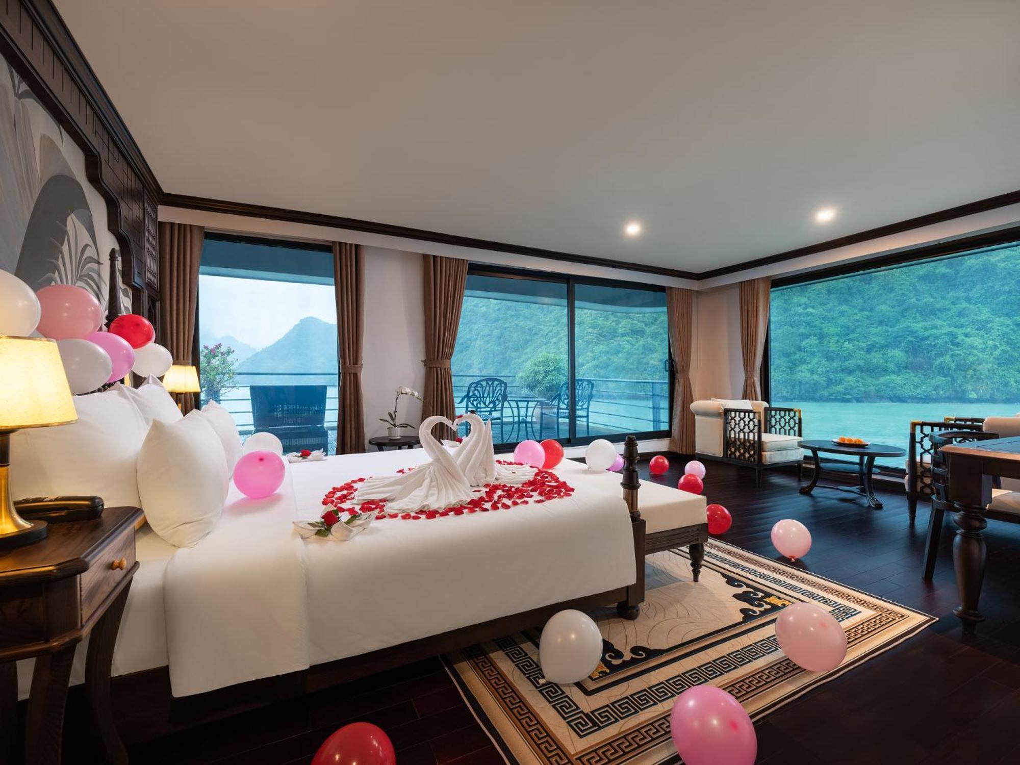 Era Premium Cruises Halong Hotel Ha Long Eksteriør billede