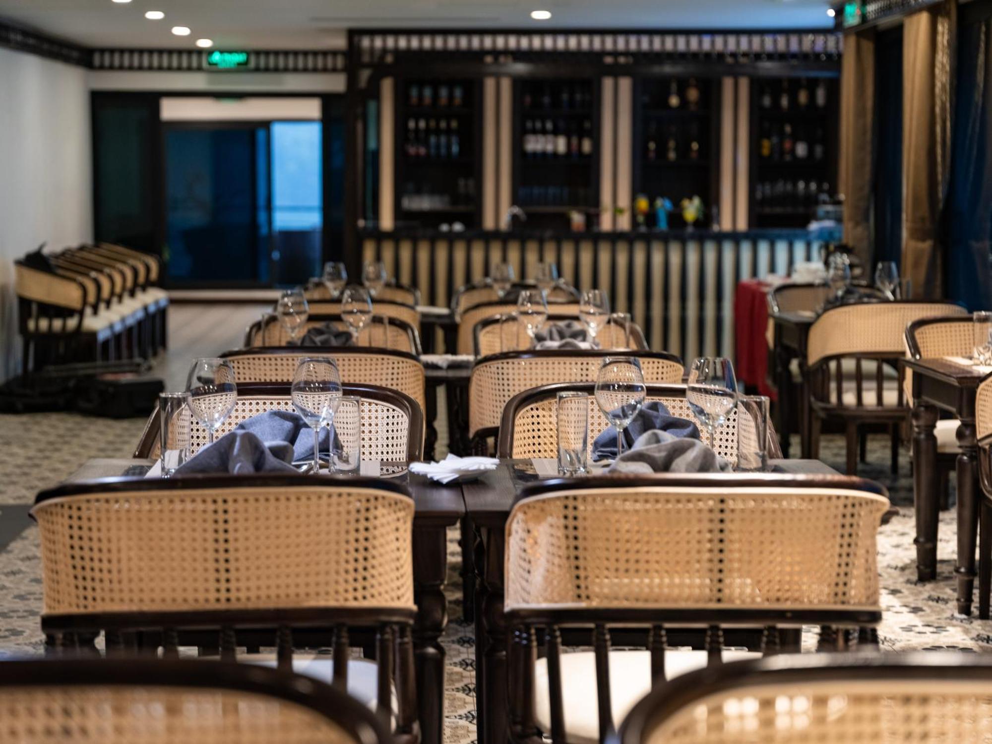 Era Premium Cruises Halong Hotel Ha Long Eksteriør billede