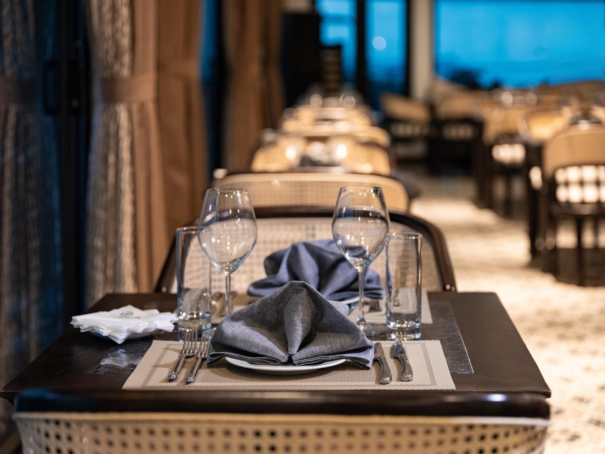 Era Premium Cruises Halong Hotel Ha Long Eksteriør billede