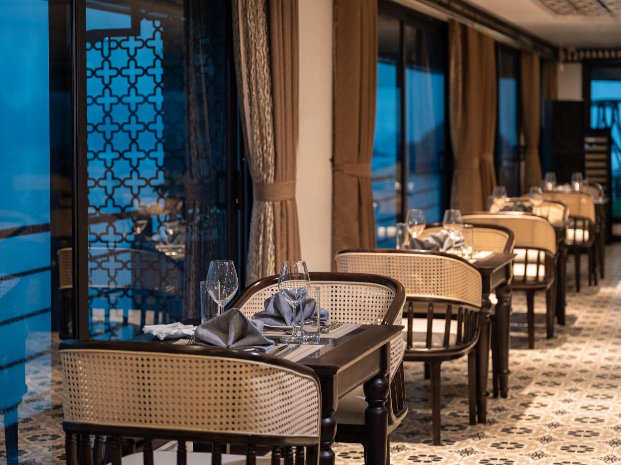 Era Premium Cruises Halong Hotel Ha Long Eksteriør billede